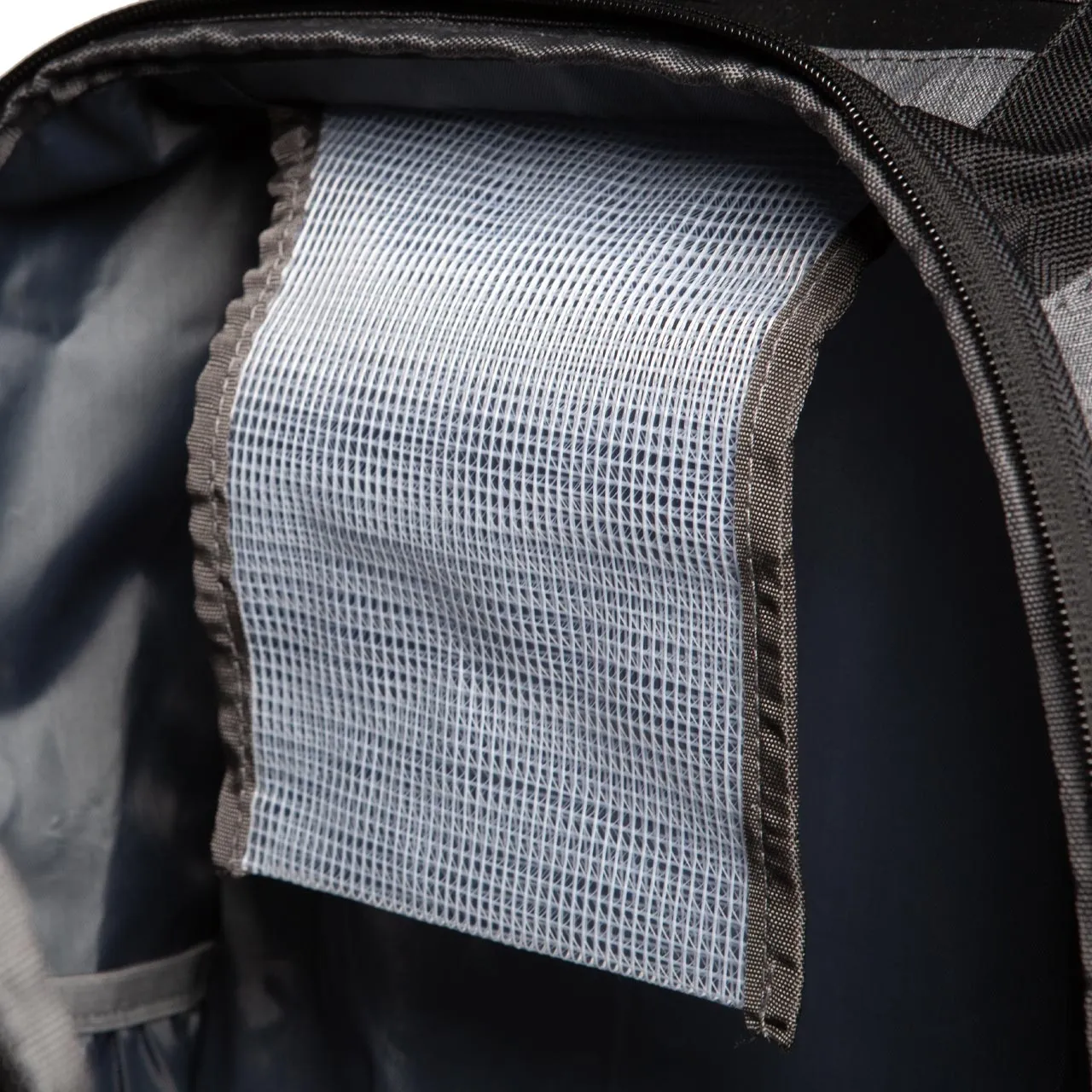 Zeck Backpack 2400 inkl. Tackle Box WP S