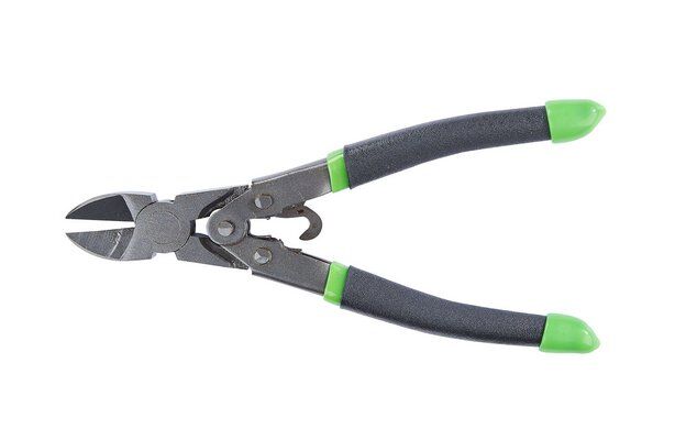 Balzer Seitenschneider Leuchtend